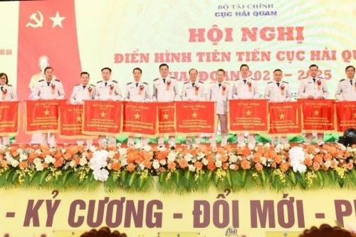 Phát động thi đua 2025-2030: 'Hải quan Việt Nam Đoàn kết - Kỷ cương - Đổi mới - Đột phá - Phát triển'