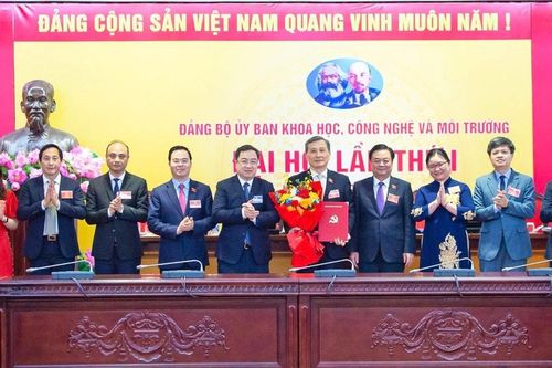 Đại hội Đảng bộ Ủy ban Khoa học, Công nghệ và Môi trường lần thứ nhất, nhiệm kỳ 2025 - 2030Tiếp tục đổi mới công tác tham mưu cho Đảng ủy Quốc hội, khẳng định vai trò là một trong những cơ quan nòng cốt của Quốc hội