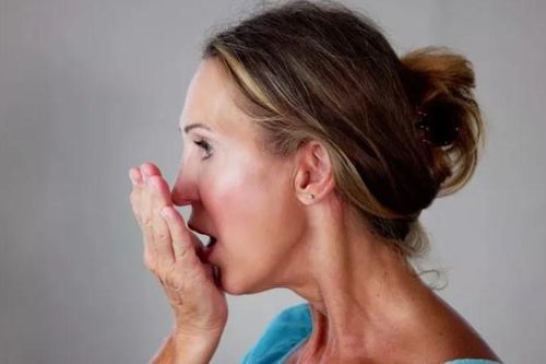 Hơi thở có thể nói gì về sức khỏe của bạn