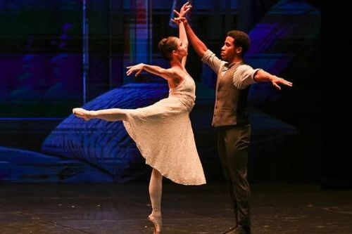 Nghệ sĩ Cuba mang trích đoạn kinh điển của ballet đến Việt Nam