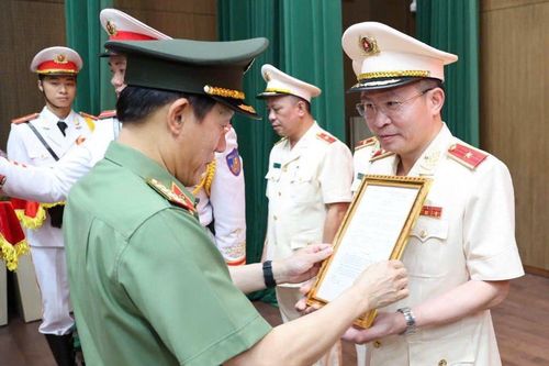 Thiếu tướng Nguyễn Minh Tuấn giữ chức Giám đốc Công an Phú Thọ sau hợp nhất