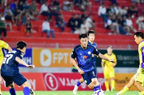 V.League 2024 - 2025 kết thúc: Vẫn là bài toán 'xây nhà từ móng'