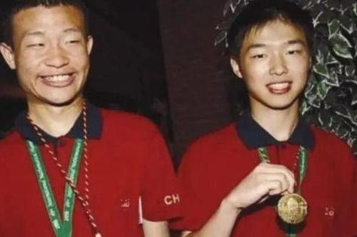 Cuộc sống thần đồng toán học Vi Thần từng khiến 'Harvard khao khát' ra sao mà mỗi 'nhất cử nhất động' đều khiến cả triệu người quan tâm?