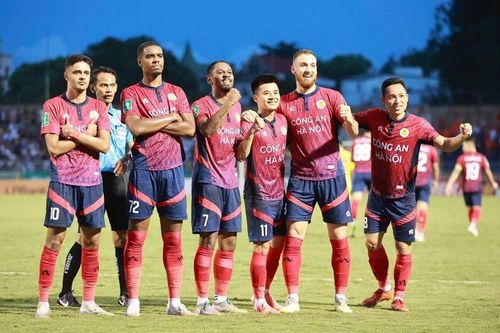 CLB Công an Hà Nội đủ điều kiện dự 2 đấu trường quốc tế mùa tới