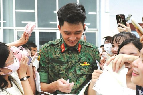 'Đu' theo thần tượng