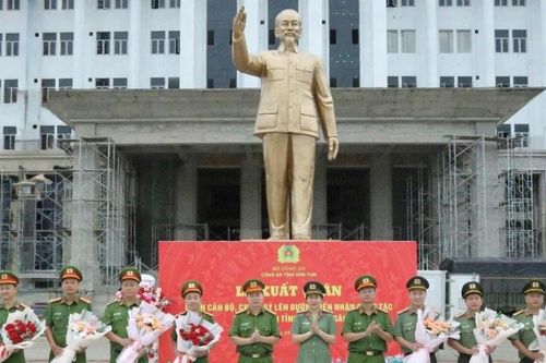 Cán bộ Công an tỉnh Kon Tum đến nhận công tác tại Công an tỉnh Quảng Ngãi