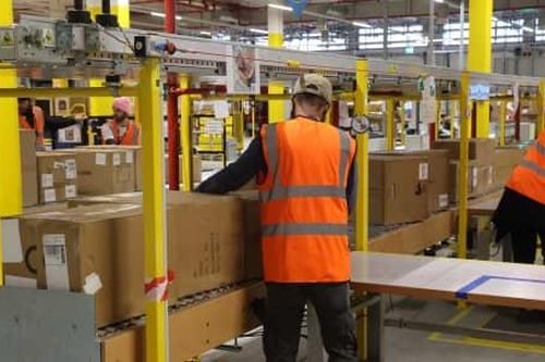Bên trong nền kinh tế đang giảm tốc của Mỹ