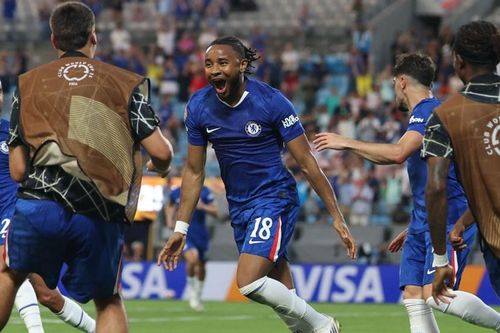 Chelsea thắng Benfica sau 4 giờ nghẹt thở dưới cơn giông Club World Cup