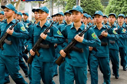 Kiến nghị sửa quy định tuổi tham gia Dân quân tự vệ