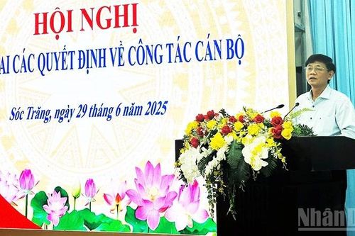 Sóc Trăng: Trao quyết định nghỉ hưu cho 63 cán bộ lãnh đạo