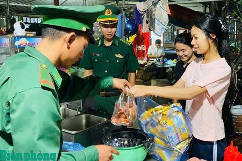 Khi BĐBP tiếp sức mùa thi