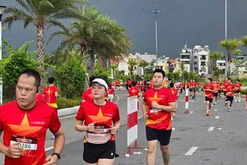 Hàng nghìn cán bộ, chiến sĩ Công an tỉnh Quảng Ninh chạy vì cộng đồng không ma túy