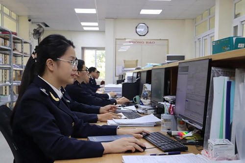 Tạm dừng làm thủ tục hải quan từ 22h ngày mai