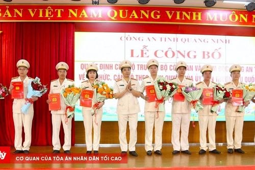 Công bố quyết định công tác cán bộ trong Công an tỉnh Quảng Ninh