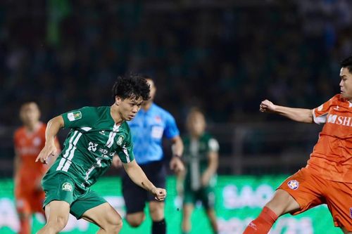 Công Phượng và Bình Phước hụt vé V-League: Tiền không là tất cả