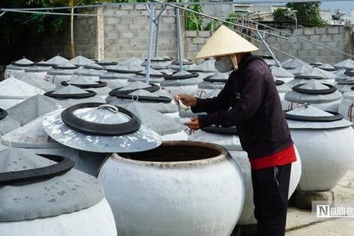 Nước mắm truyền thống 'tìm đường' ra thế giới