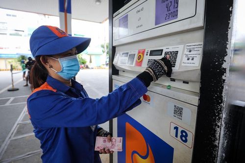Giá xăng dầu hôm nay 29/6: Giảm cực mạnh