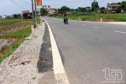 Tuyến ĐT.269B sau sửa chữa: Người dân vẫn trăn trở về chất lượng