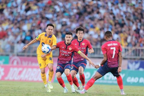 Thắng đậm SLNA, CAHN vô địch Cúp Quốc gia 2024-2025