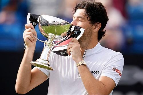 Taylor Fritz đăng quang tại Eastbourne