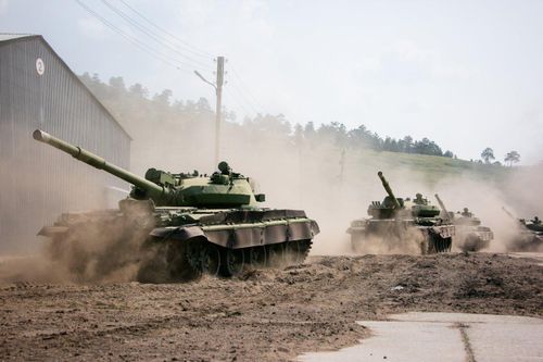 Nga tích cực khôi phục xe tăng T-62 cổ, tung ra mặt trận