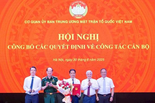 Nhà báo Trương Thành Trung được bổ nhiệm giữ chức vụ Tổng Biên tập báo Đại đoàn kết theo mô hình mới của MTTQ Việt Nam
