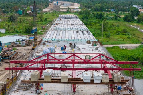 Cầu giảm kẹt xe cửa ngõ TP.HCM và Bình Dương sắp thông xe kỹ thuật