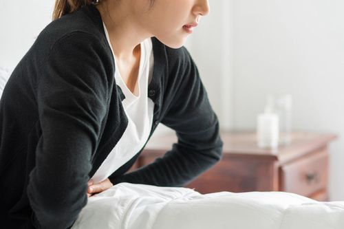 Nữ sinh 18 tuổi bị thận 'hóa đá' vì thói quen phổ biến