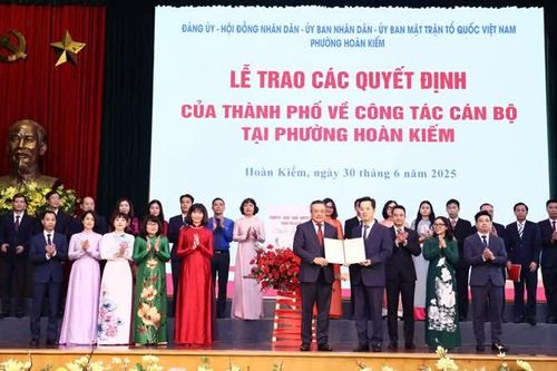 Ông Vũ Đăng Định là Bí thư Đảng ủy, Chủ tịch HĐND phường Hoàn Kiếm