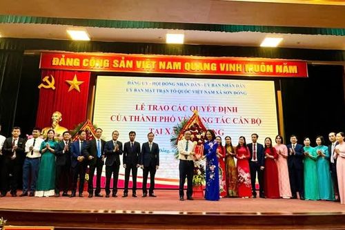 Công bố Quyết định thành lập xã Hoài Đức, Dương Hòa, An Khánh, Sơn Đồng và công tác nhân sự