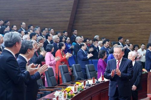 Sáng nay, cả nước đồng loạt công bố Nghị quyết, Quyết định sáp nhập đơn vị hành chính, chỉ định nhân sự