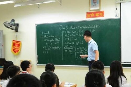 Giáo viên có được phụ cấp lâu năm trong thời gian nghỉ hè?