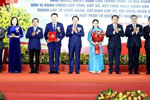 Công bố Nghị quyết về sáp nhập tỉnh Đồng Nai và Bình Phước