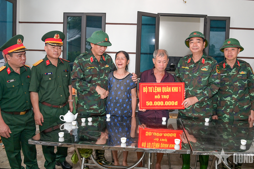 Quân khu 1 hỗ trợ nhân dân khắc phục hậu quả mưa lũ tại Thái Nguyên