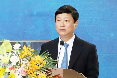 Chỉ định Chủ tịch, các Phó Chủ tịch HĐND TPHCM mới