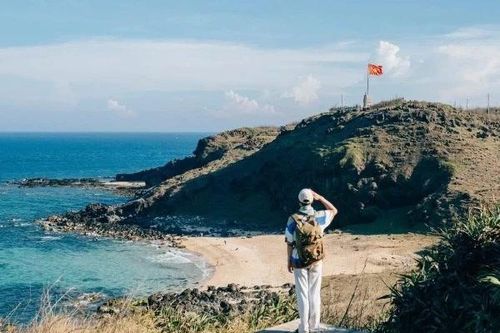 Khám phá Phú Quý, tự đi hay mua tour sẽ lợi hơn?
