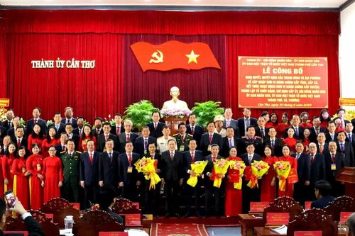 Công bố các nghị quyết, quyết định sáp nhập đơn vị hành chính TP Cần Thơ