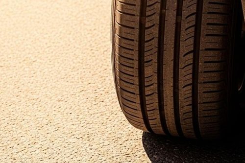 Chống nổ lốp xe ô tô trong mùa nắng nóng