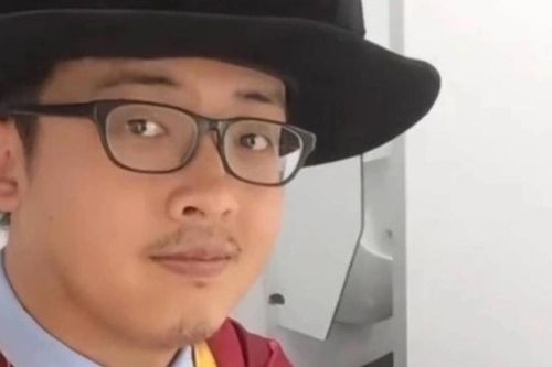 Trung Quốc: Shipper giao đồ ăn có 4 bằng thạc sĩ, tiến sĩ