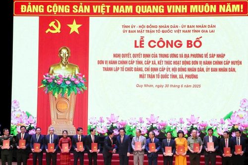 Gia Lai công bố các nghị quyết, quyết định quan trọng thành lập tỉnh Gia Lai mới