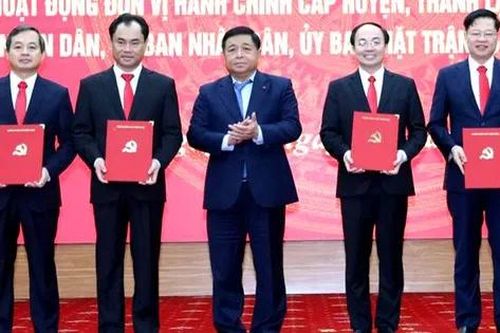 Ông Trịnh Việt Hùng giữ chức Bí thư Tỉnh ủy Thái Nguyên sau hợp nhất