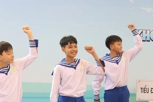 Trưởng thành sau 1 tuần vào quân ngũ