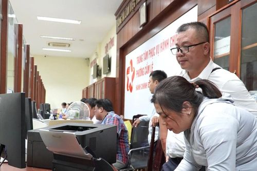 Cận cảnh những giờ phút hoạt động cuối cùng của cấp quận tại Đà Nẵng