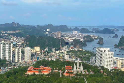 Quảng Ninh công bố lãnh đạo 54 xã, phường và đặc khu sau sắp xếp