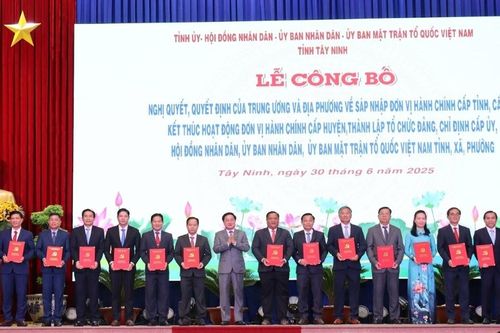Xem danh sách 96 Bí thư xã, phường mới của Tây Ninh