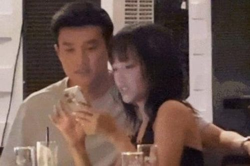 Lộ ảnh hẹn hò sao nữ kém 13 tuổi, Quốc Trường nói gì?