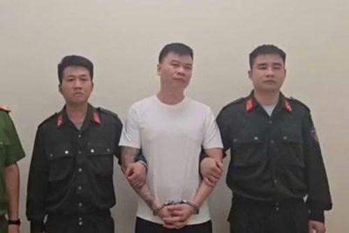 Khởi tố, bắt tạm giam Thu 'vệ sỹ' về hành vi buôn bán hàng cấm