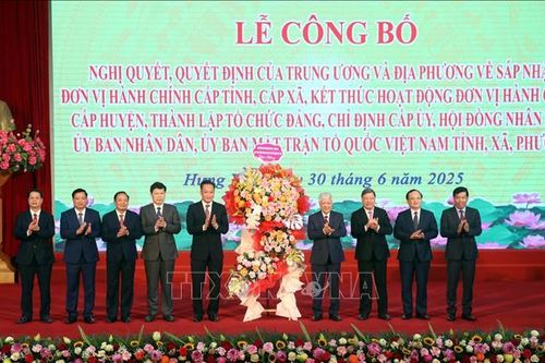 Công bố chính quyền địa phương 2 cấp: Cơ hội kiến tạo không gian phát triển mới