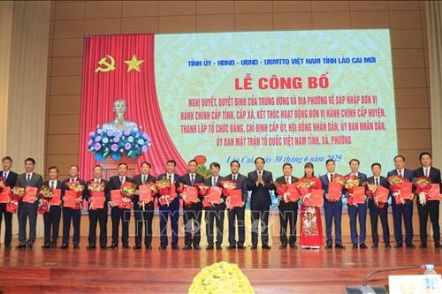Công bố chính quyền địa phương 2 cấp: Thống nhất tư tưởng và nhận thức, phát huy sức mạnh của hệ thống chính trị