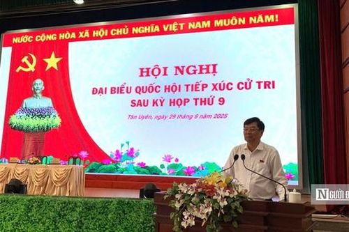 Đại biểu Quốc hội Trần Công Phàn tiếp xúc cử tri tại Bình Dương